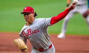 Jesús Luzardo logra 6 ponches en 7 entradas y llega a 206 en la zafra