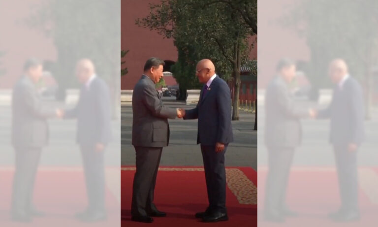 Jorge Rodríguez durante homenaje “antifascista” en China: “Seremos libres para siempre”