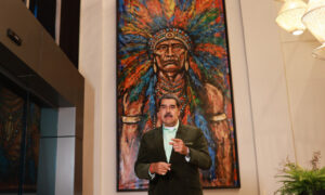 Maduro advierte a Trump que la Milicia “será el terror de los imperios”