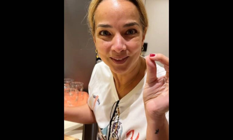 Adamari López prepara arepas venezolanas junto a su hija Alaïa