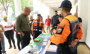 Anuncian la creación de comités de riesgo en escuelas y liceos de todo el país