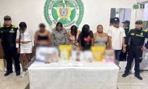 Detienen a 6 venezolanos por explotar a niños para pedir dinero en Medellín