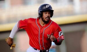Yonathan Perlaza es elegido mejor jugador de la MiLB