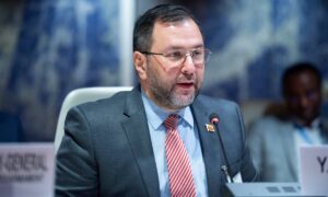 Yván Gil declara ante la ONU que EE. UU bombardea "pequeñas embarcaciones artesanales"