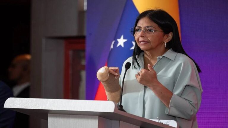 Gobierno denuncia ante la ONU y la FAO "ilegal intercepción" de buque pesquero por EE. UU.