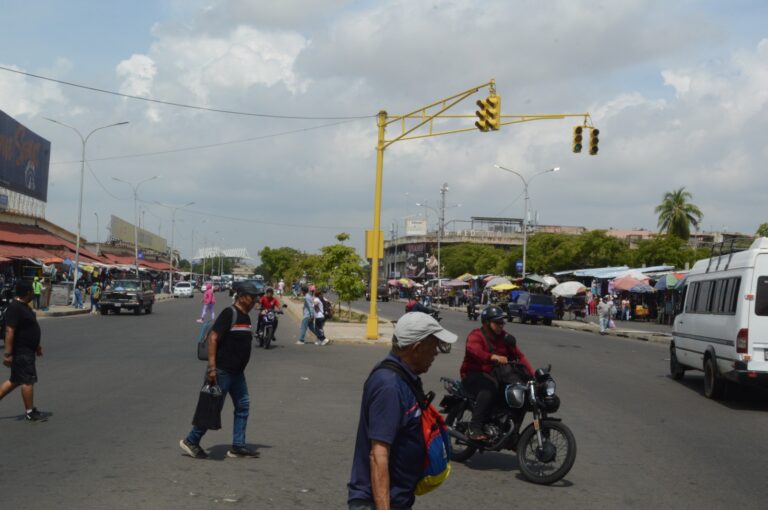 Impondrán multas a motorizados y conductores que violen normas de tránsito en Maracaibo