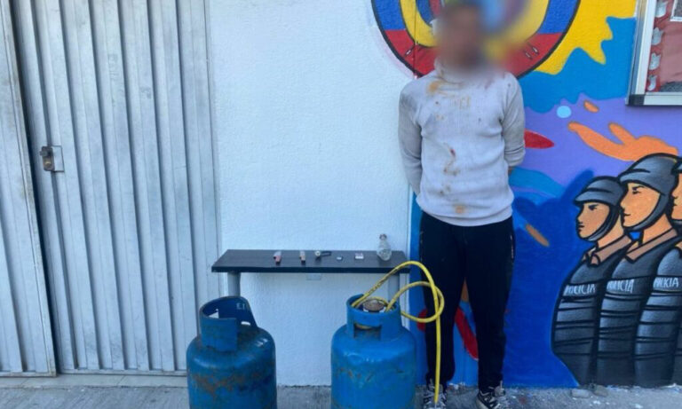 Detienen en Ecuador a venezolano que intentó quemar su casa con su familia dentro