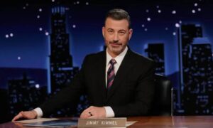 Jimmy Kimmel pide perdón por los comentarios sobre Kirk y arremete contra Trump