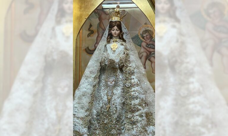 Nidal Nouaihed crea traje de la Virgen del Valle para su Bajada