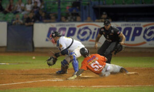 Suspenden juego entre Águilas y Tigres tras percances en el traslado por lluvias