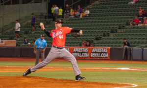 Caribes da un festival de batazos para derrotar 19-3 a las Águilas en Puerto La Cruz