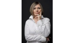 Ángela Uzcátegui, una voz por la libertad de Venezuela