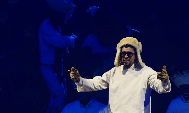 Gobierno de Trump desplegará a agentes de ICE en el Super Bowl de Bad Bunny