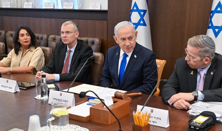 Netanyahu ordena "ataques contundentes" en Gaza