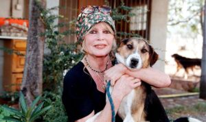 Hospitalizan a Brigitte Bardot por "una enfermedad grave"