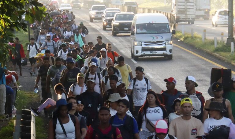 Nueva caravana migrante sale rumbo a Ciudad de México: descarta llegar a EE. UU.