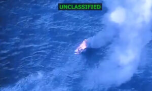 EE. UU. ataca lancha frente “a costa de Venezuela” y acaba con 4 personas