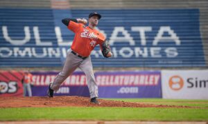 Águilas realiza juego interescuadras a dos días de su estreno en la temporada