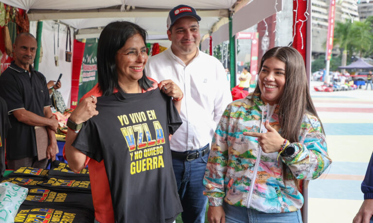 Delcy Rodríguez avisa a los que siembran “miedo y agresión”: “La respuesta será la paz”