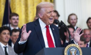 Trump pide arrestar a demócratas que instan al Ejército a no acatar "órdenes ilegales"