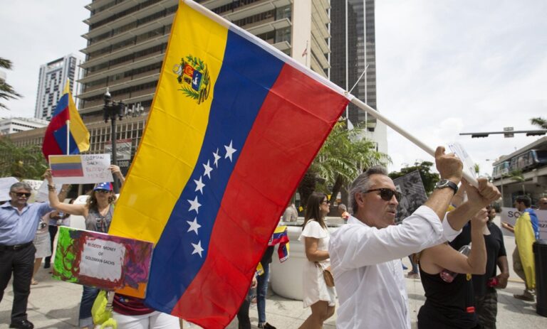 Exiliados piden a Trump diferir deportación de venezolanos tras el fin del TPS