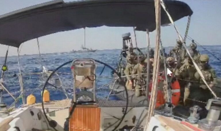 Israel intercepta el último barco de la Flotilla Sumud que navegaba hacia Gaza