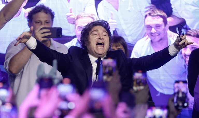 Milei tras triunfo electoral: "El nuevo Congreso será fundamental para el cambio de rumbo"