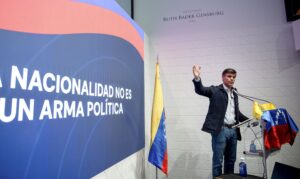 Leopoldo López asegura que retirada de su nacionalidad "no es un hecho aislado"