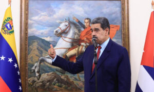 Maduro desestima que Trump ordene cancelar contactos diplomáticos