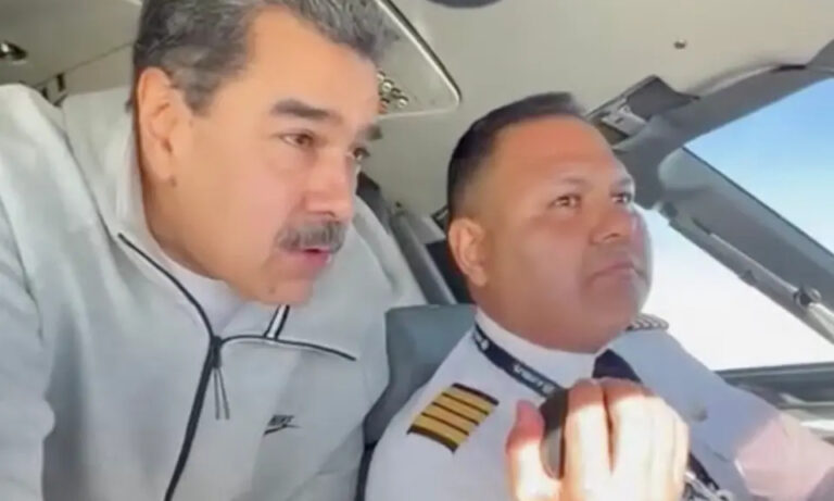 AP: EE. UU. habría tratado de convencer a piloto de Maduro para que lo entregase