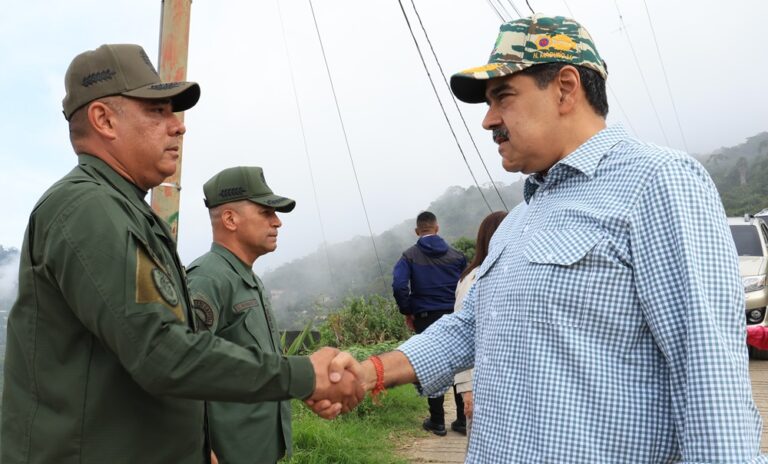 Maduro convoca ejercicios de organización para afinar "mecanismos de defensa"