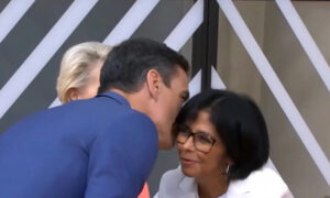 Pedro Sánchez alega que “desconocía” sanciones sobre Delcy Rodríguez en 2020