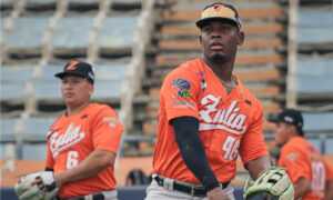 Yonathan Perlaza se suma a las prácticas de Águilas del Zulia