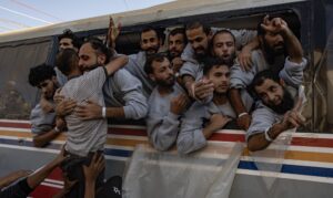 Trump anuncia inicio de "fase dos" del plan para Gaza, "pero el trabajo no está hecho"