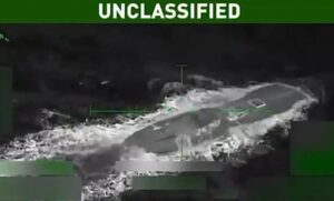 Liberan a ecuatoriano que sobrevivió al ataque de EE. UU. a narcosubmarino