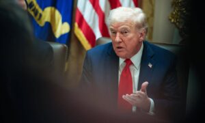 EE. UU. expresa que lanchas atacadas en el Caribe traían "vagones cargados de drogas"