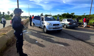 Vuelco de camioneta deja 3 heridos en Lagunillas: el chofer convulsionó