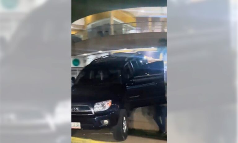 Le “maman gallo” por “estacionar como quiere” frente a discoteca marabina