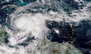 Jamaica reporta 3 muertos y 13 heridos por el huracán Melissa