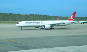 Turkish Airlines también suspende sus vuelos al país tras alerta de EE. UU.
