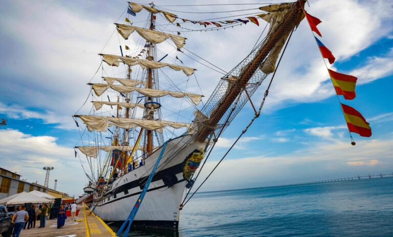 Buque Escuela Simón Bolívar puede visitarse hasta el jueves en Maracaibo