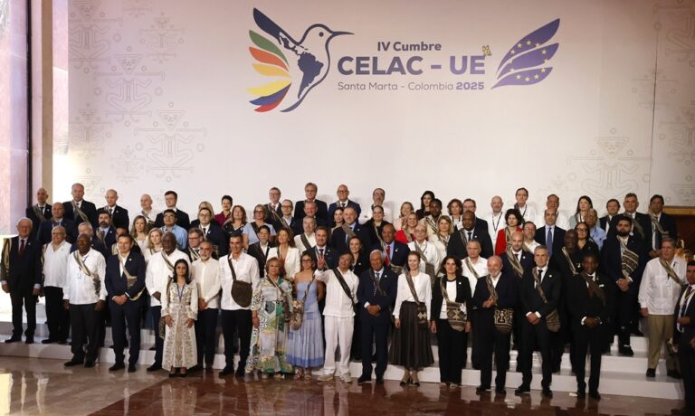 Maduro pide a la Celac sumar fuerzas para rechazar "ataques" de EE. UU.