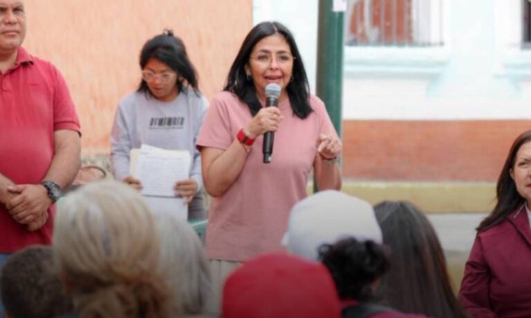 Delcy Rodríguez afirma que EE. UU. declaró “la guerra” al “planeta entero”