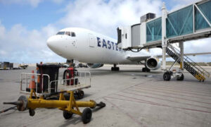 Llegan a Maiquetía 167 venezolanos deportados desde Phoenix por EE. UU.