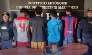 Arrestan a 4 involucrados en robo a septuagenario en Valle Frío