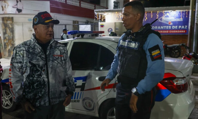 Cabello “pasa revista” en visita a Caracas y La Guaira: “Venezuela en paz”