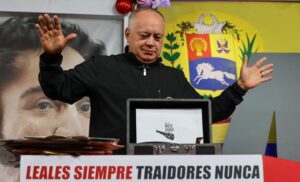 Cabello llama “locura imperial” que Dominicana autorice a EE. UU. a utilizar aeropuertos