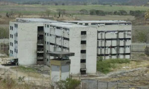 Observatorio de Prisiones denuncia intento de suicidio y malos tratos en Tocorón