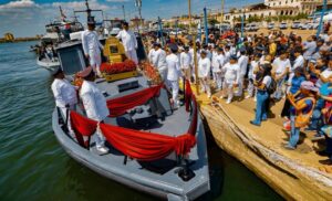La Chinita regresa a Maracaibo tras su procesión lacustre y recorrido por los pueblos costeros