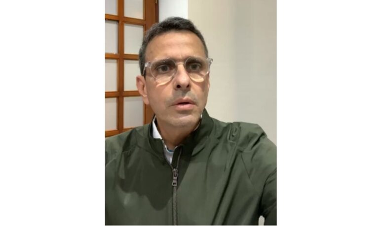 Capriles pide solución urgente a la crisis política: insta a Maduro a negociar